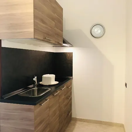 Residenza La Casa Di Pierino * 바리