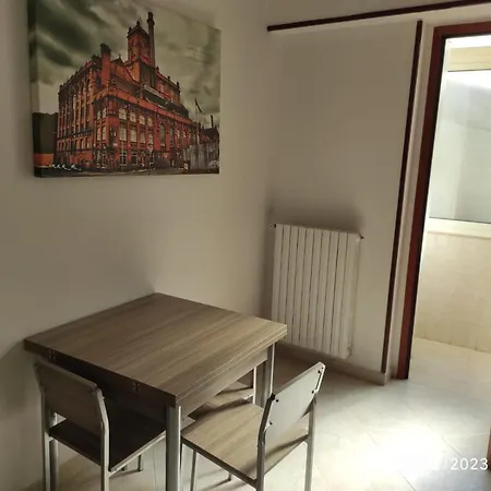 Residenza La Casa Di Pierino * 바리